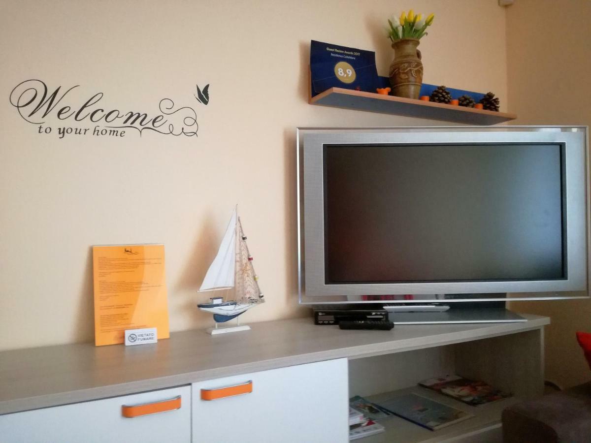 Collemare Apartment เปซาโร ภายนอก รูปภาพ